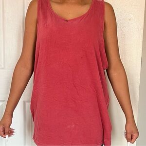 Women's Sleeveless Red Top